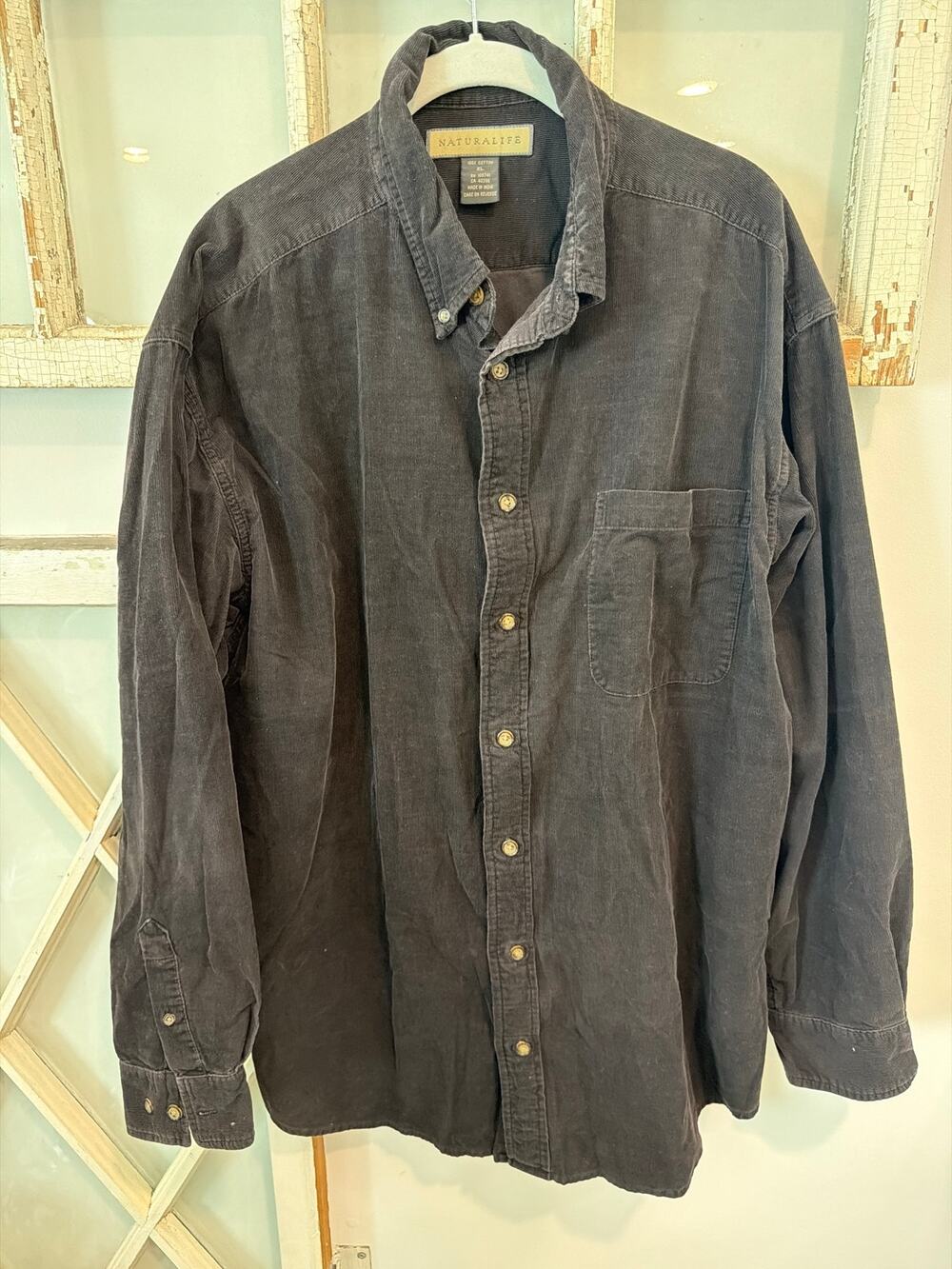 Naturalife men’s XL dark brown corduroy shirt